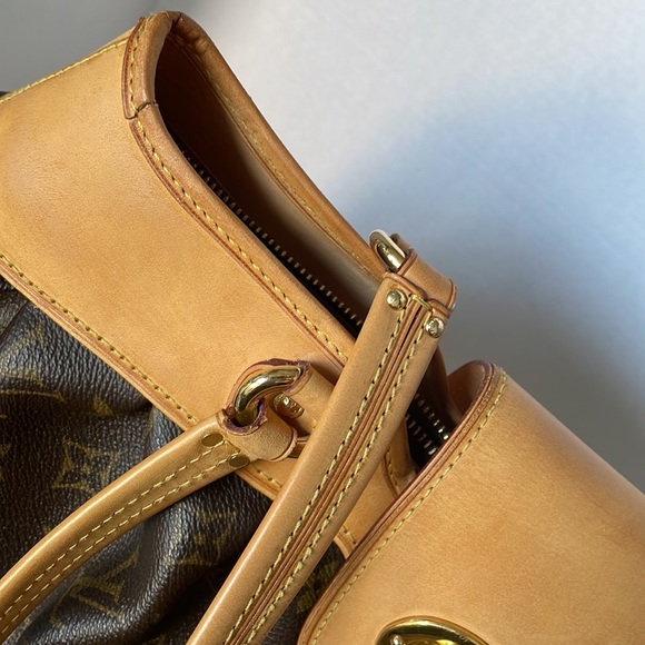 Louis Vuitton Monogram Boetie  MM Shoulder Bag. - Picture 14 of 17